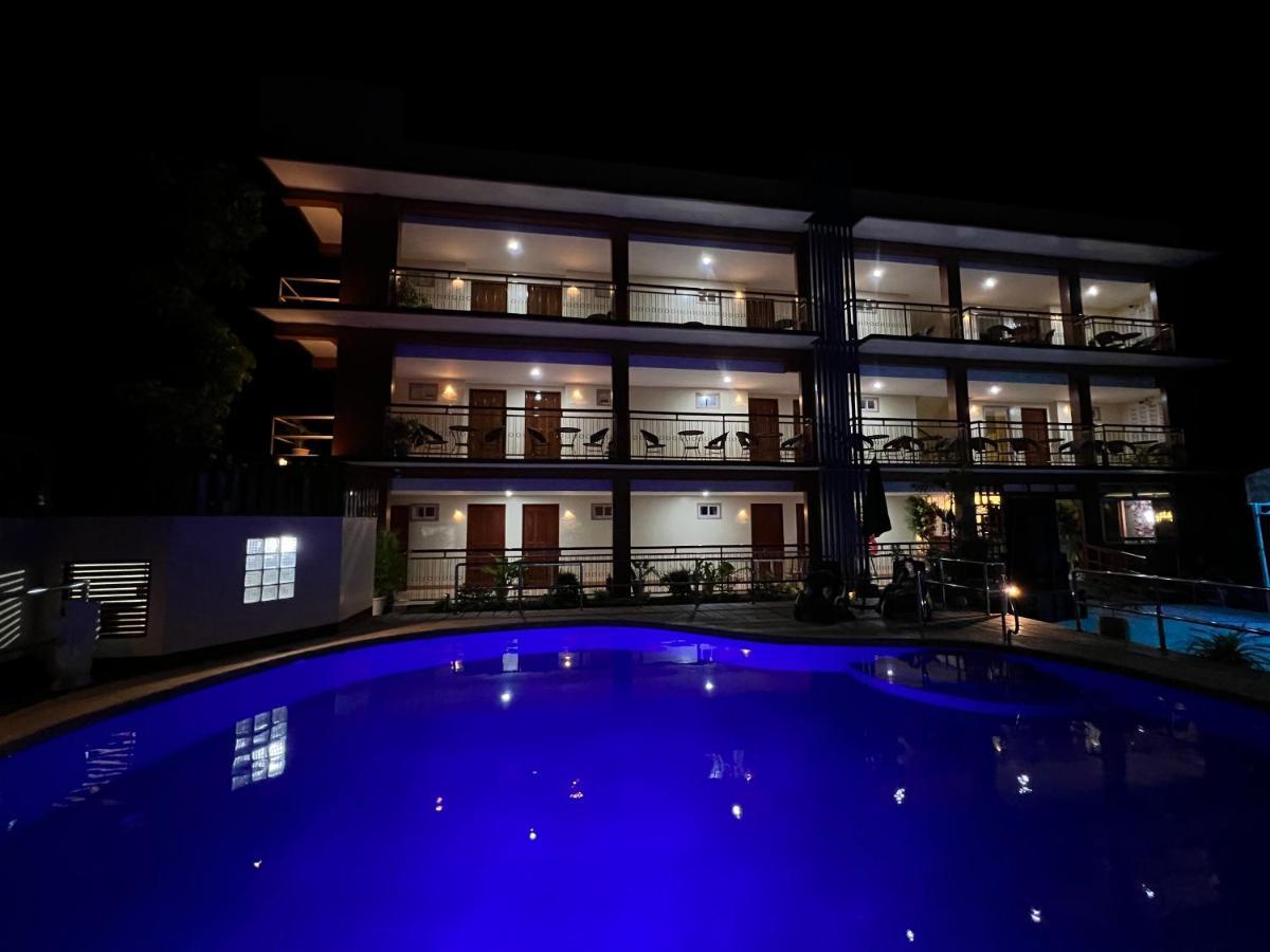 Rufana Suites Moalboal Εξωτερικό φωτογραφία